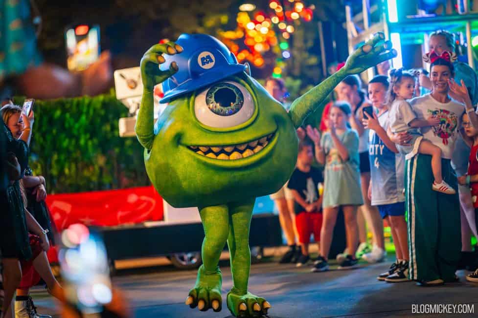 美品　Disney Family Dance Party hq720.jpg?sqp=-